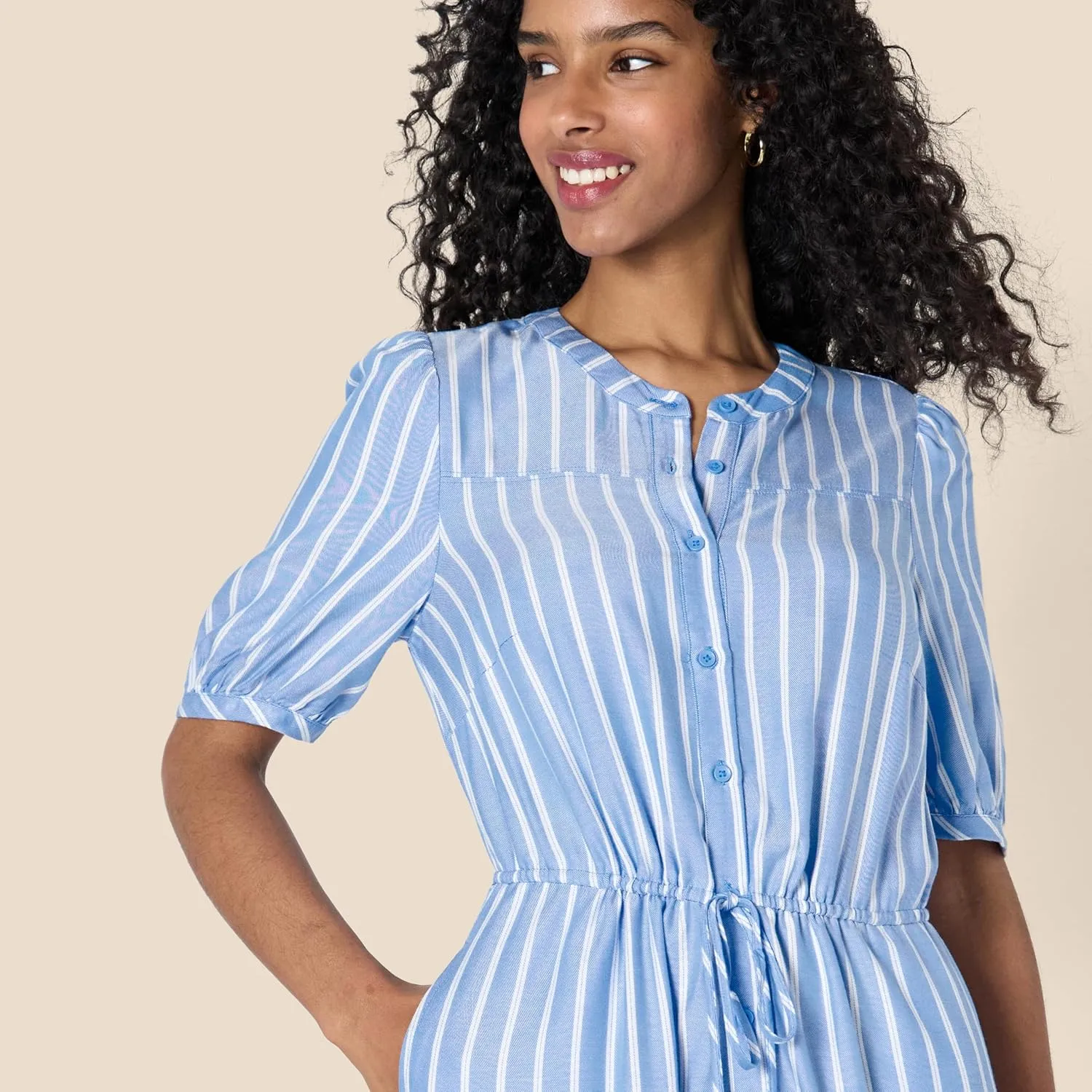 Amazon Essentials Women's Relaxed Fit Half-Sleeve Waisted Midi A-Line Dress