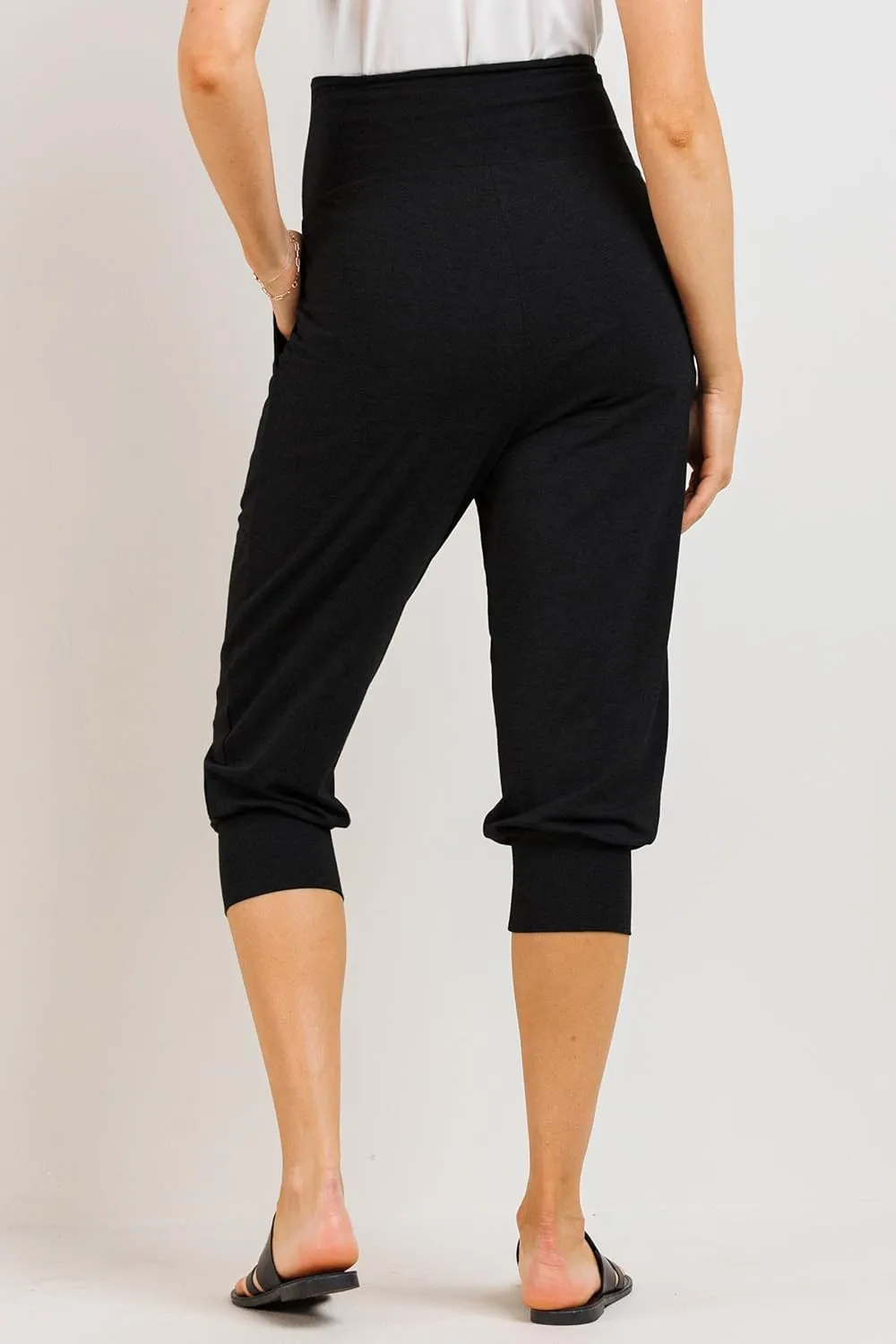 LaClef Womens Over The Belly Capri Jogger Maternity Pants with Pockets