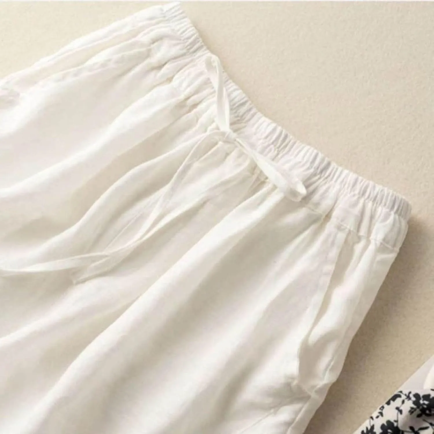 Linen Shorts for Women 2025 Summer Casual Lace Embroidery Shorts Comfy Elastic Waist Gauze Lounge Short with Pockets